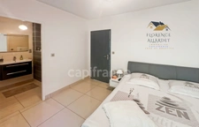 VILLA CONTEMPORAINE ENTRE ANNECY, GENÈVE ET AIX-LES-BAINS – VOLUMES D’EXCEPTION & ESPRIT RESORT PRIVÉ