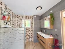 AIX LES BAINS (73) APPARTEMENT D'EXCEPTION 135,60 M² – DERNIER ÉTAGE, TERRASSE, 38 M² DE COMBLES AMÉNAGEABLES ET DOUBLE GARAGE DE 50 M²