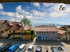 A 2-bedroom apartment like no other ✨ — between lake view and village charm, an exceptional top floor in Veyrier-du-Lac ?