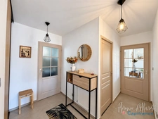 AIX LES BAINS (73) APPARTEMENT D'EXCEPTION 135,60 M² – DERNIER ÉTAGE, TERRASSE, 38 M² DE COMBLES AMÉNAGEABLES ET DOUBLE GARAGE DE 50 M²