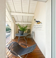 VILLA CONTEMPORAINE ENTRE ANNECY, GENÈVE ET AIX-LES-BAINS – VOLUMES D’EXCEPTION & ESPRIT RESORT PRIVÉ