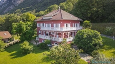 Propriété de Prestige avec Vue Imprenable sur le Lac du Bourget