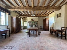 Maison à vendre 7 pièces  + terrain constructible et dépendances
