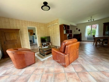 Maison familiale de 146 m² à Tiercé – 5 chambres, jardin sans vis-à-vis, Centre ville et gare à pied