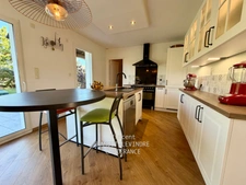 Maison familiale 5 chambres à pied du centre de Villevêque RIVES DU LOIR EN ANJOU (49)