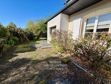 Maison familiale 5 chambres à pied du centre de Villevêque RIVES DU LOIR EN ANJOU (49)