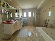 Dpt Maine et Loire (49), for sale near ANGERS house P9 Living on one level 