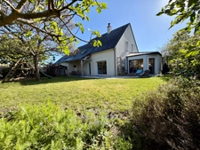 Maison familiale 5 chambres à pied du centre de Villevêque RIVES DU LOIR EN ANJOU (49)