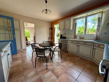 Maison familiale de 146 m² à Tiercé – 5 chambres, jardin sans vis-à-vis, Centre ville et gare à pied