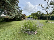 Maison familiale de 146 m² à Tiercé – 5 chambres, jardin sans vis-à-vis, Centre ville et gare à pied