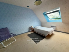Maison familiale de 146 m² à Tiercé – 5 chambres, jardin sans vis-à-vis, Centre ville et gare à pied