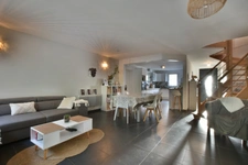 Maison à vendre 7 pièces PELLOUAILLES LES VIGNES (49)