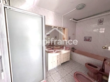 À VENDRE – GRANDE MAISON 2 LOGEMENTS – LE GOSIER (97180) – 280 m² SUR 1 305 m² DE TERRAIN