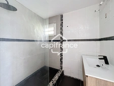 À VENDRE – IMMEUBLE DE RAPPORT COMPOSÉ DE 3 LOGEMENTS 430 m² LES ABYMES (97139)