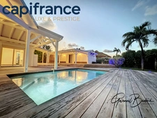 Maison vue mer à vendre 6 pièces LE MOULE (971)