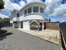 Building for sale in SAINT FRANCOIS (971)