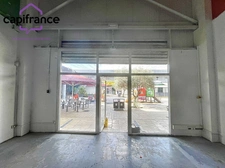 Local commercial 93 m² A LOUER sur JARRY BAIE MAHAULT (971)