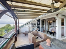 LE GOSIER – BAS-DU-FORT | DUPLEX T4 VUE MER – 159 m² AU SOL AVEC TERRASSES
