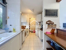 LE GOSIER – BAS-DU-FORT | DUPLEX T4 VUE MER – 159 m² AU SOL AVEC TERRASSES