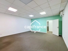 Local/bureau 48 m² A LOUER Moudong BAIE MAHAULT (971)