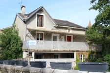 Maison à vendre 7 pièces CEYZERIAT (01)