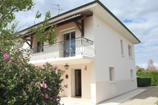 Maison à vendre 6 pièces PERONNAS (01)