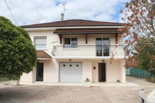 Maison à vendre 6 pièces PERONNAS (01)