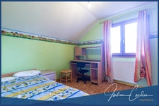 Architect-designed villa for sale in Cuvat