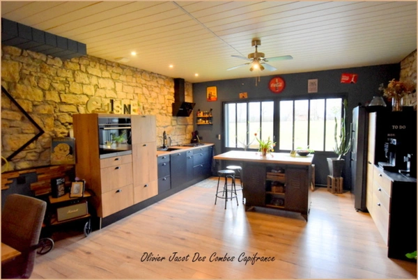 Maison à vendre 5 pièces ABBEVILLERS (25)