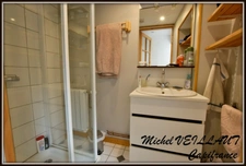 House for sale in Moulins (03), 11 rooms, 5 bedrooms, garage, 3 bathrooms, 237 m² plot