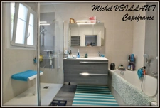 Maison à vendre 8 pièces NEUILLY LE REAL (03), plain-pied, 4 chambres, garage, grange, terrain 2803 m²