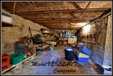 House for sale in Moulins (03), 11 rooms, 5 bedrooms, garage, 3 bathrooms, 237 m² plot