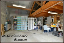 Maison à vendre 8 pièces NEUILLY LE REAL (03), plain-pied, 4 chambres, garage, grange, terrain 2803 m²
