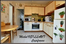House for sale in Moulins (03), 4 rooms, garage, 2 bedrooms, patio