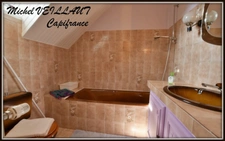 Maison à vendre 16 pièces CRONAT (71), 6 chambres, triple garage, terrain 7355 m².