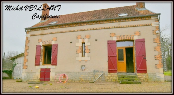Dpt Allier (03), à vendre PARAY LE FRESIL maison P7 de 150 m² - Terrain de 1 150,00 m² 