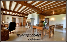 Maison à vendre 16 pièces CRONAT (71), 6 chambres, triple garage, terrain 7355 m².