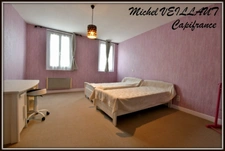House for sale in Moulins (03), 4 rooms, garage, 2 bedrooms, patio