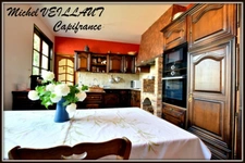 Maison à vendre 16 pièces CRONAT (71), 6 chambres, triple garage, terrain 7355 m².