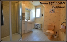 House for sale in Moulins (03), 4 rooms, garage, 2 bedrooms, patio