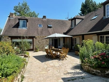 Maison à vendre 11 pièces LA CELLE LES BORDES (78)