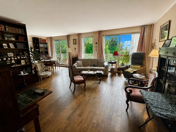 Appartement à vendre 5 pièces VERSAILLES (78)