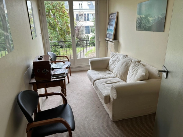 Appartement à vendre 13 pièces VERSAILLES (78)