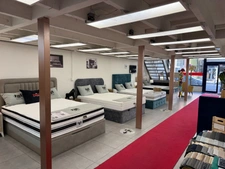 Secteur Cannes Tourrades - Bail sur Local Commercial de 370m 2 à Céder