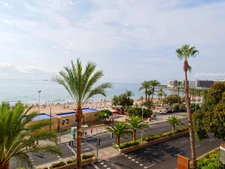Dpt Alpes Maritimes (06), à vendre CAGNES SUR MER Restaurant bord de plage