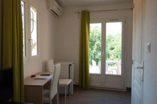 Dpt Alpes Maritimes (06), à vendre SAINT VALLIER DE THIEY Hôtel - Bureau 2 étoiles (Murs et Fonds)