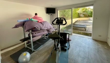 ANTIBES (06) À vendre – Appartement 5 pièces duplex en bas de villa avec piscine salle de sport et jacuzzi