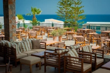 RESTAURANT Bord de mer-  Fonds de commerce à vendre CANNES (06)