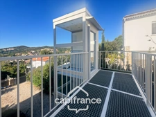 House for sale 8 rooms HYERES (83) - Exceptional panoramic sea view - Double garage - Elevator