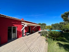 Dpt Var (83), à vendre HYERES Villa sans vis à vis- 1000m² de terrain - 3 chambres  - piscine - jardin - GARAGE.